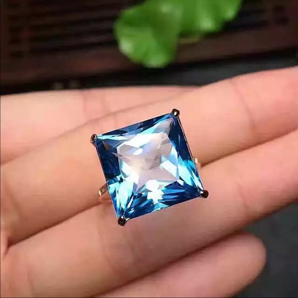 Jewelry - New Classic Big Yellow Gold Plated crystal Ring